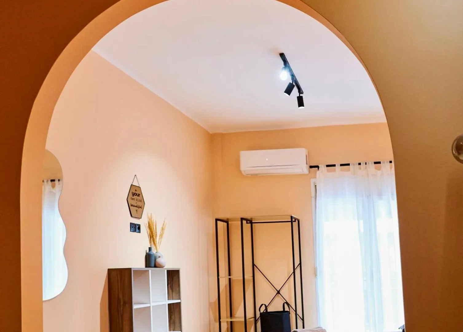 The Arch Suite Thessaloniki Apartment
